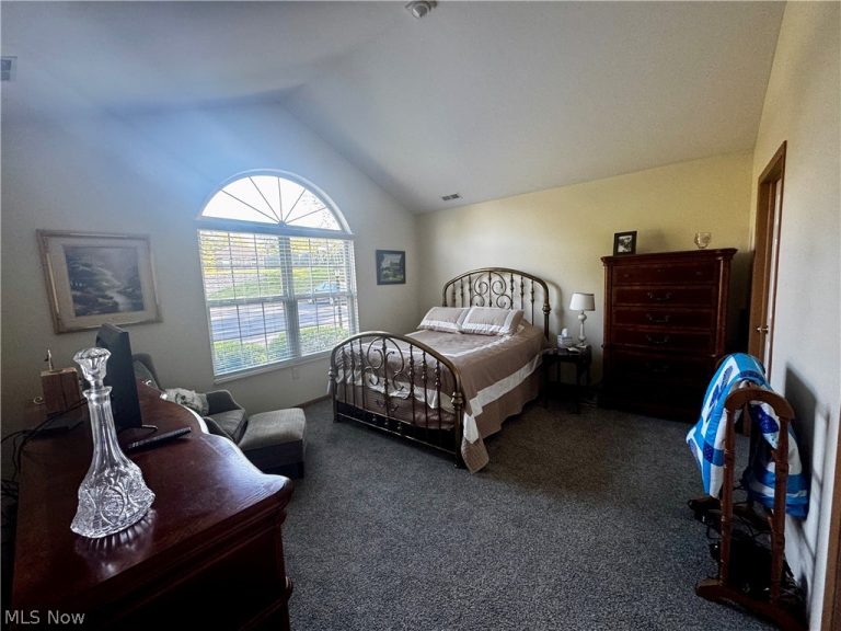 2570 Barnstone Avenue, Canton, OH - Photo 8