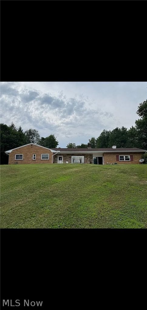 1042 County Rd 42, Toronto, OH