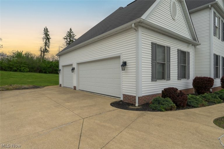 8772 Waterford Court, Streetsboro, OH - Photo 4