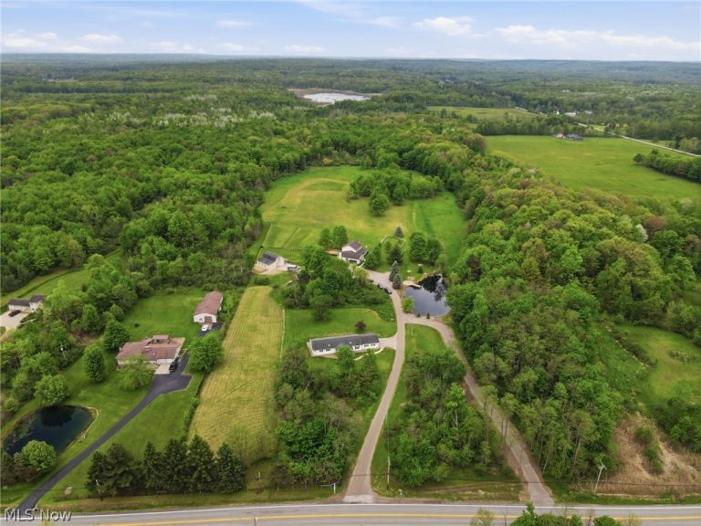 16159 & 16167 Gar Highway, Montville, OH, 44064