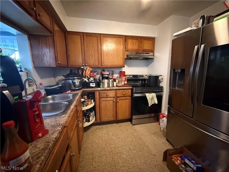 3431 129th Street, Cleveland, OH - Photo 3