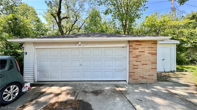 1434 222nd Street, Euclid, OH - Photo 3