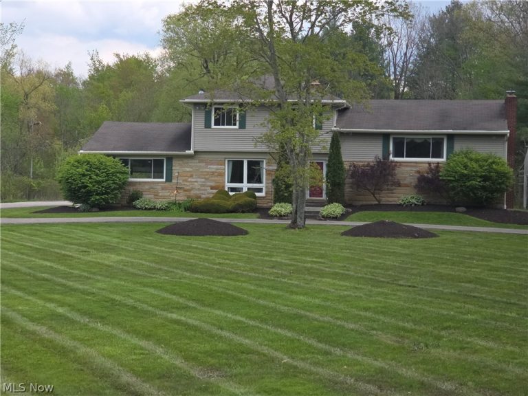 13047 Forest Road, Burton, OH, 44021