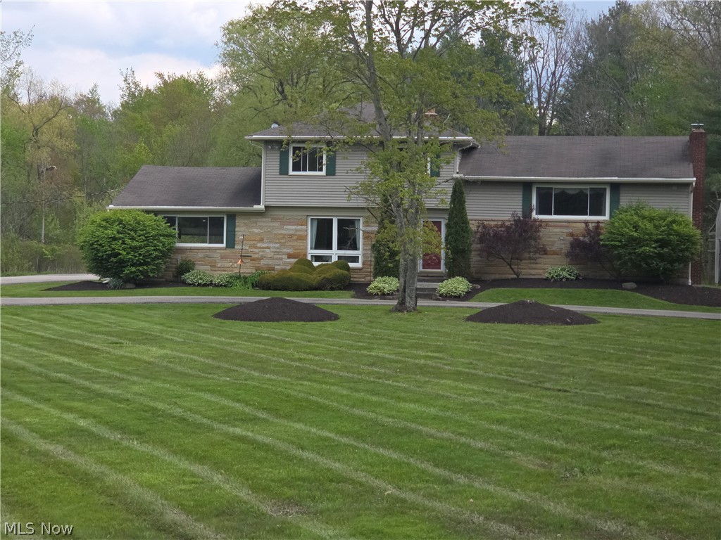 13047 Forest Road, Burton, OH