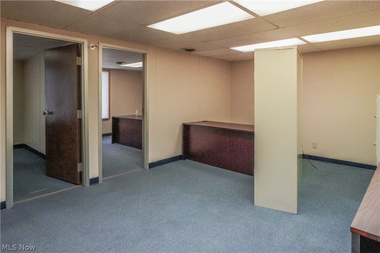 3757 Cleveland Avenue #204, Canton, OH - Photo 4