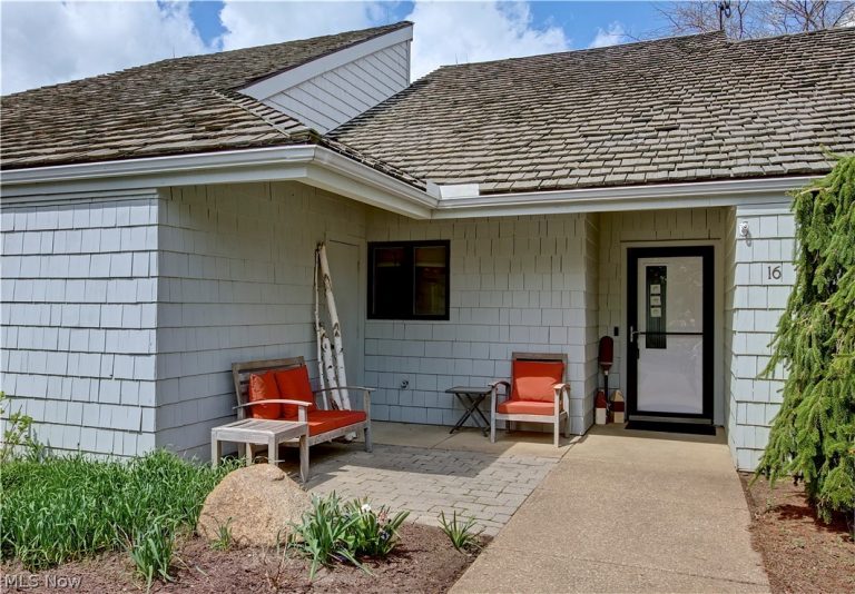 16 Sawmill Creek Drive W. #16, Huron, OH - Photo 2