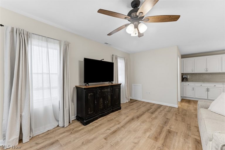 39 Prospect Street, Seville, OH - Photo 8