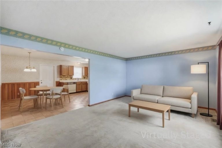 5179 Franklyn Boulevard #B, Willoughby, OH - Photo 4