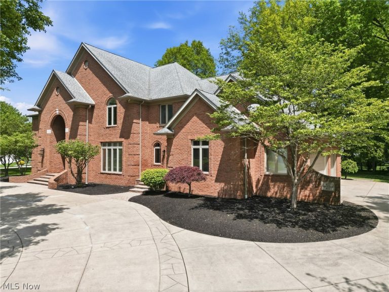 822 Park Harbour Drive, Boardman, OH - Photo 3