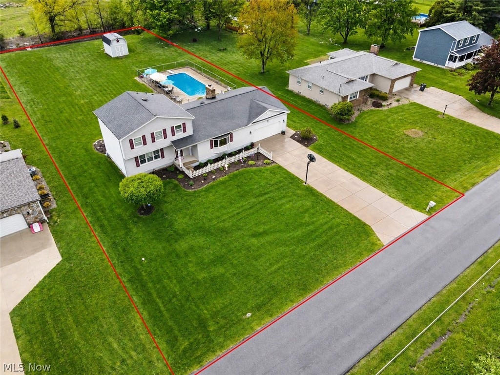 6645 Summit Drive, Canfield, OH