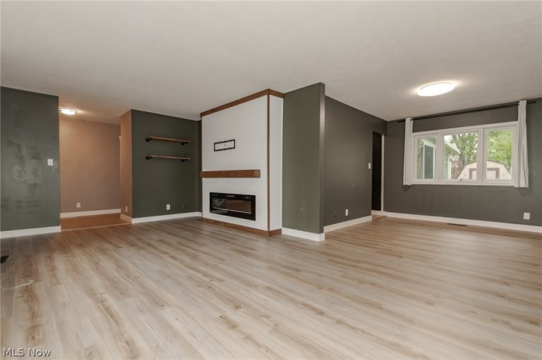 8806 Norwood Drive, Mentor, OH - Photo 3
