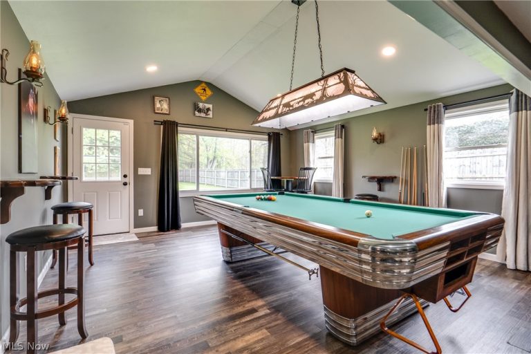 12905 Cherry Lane, Chesterland, OH - Photo 4