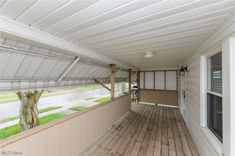 983 Dan Street, Akron, OH - Photo 4