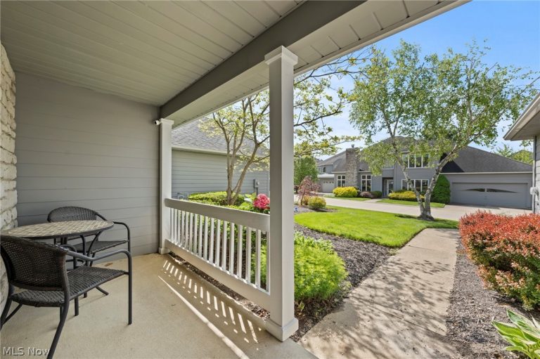 1975 Stansberry Circle, Akron, OH - Photo 3