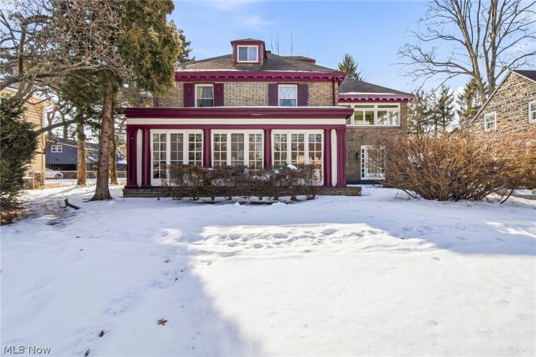 10111 Edgewater Drive, Cleveland, OH, 44102