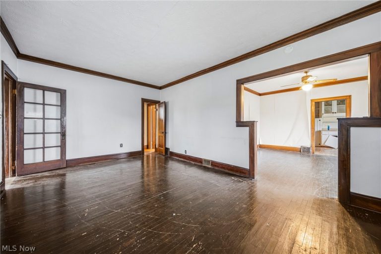 4697 85th Street, Garfield Heights, OH - Photo 6