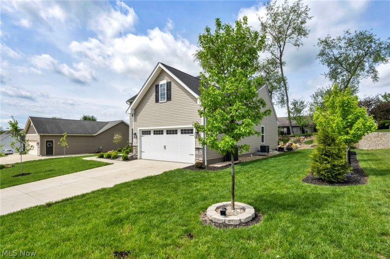 2488 Carlene Avenue, Massillon, OH - Photo 4