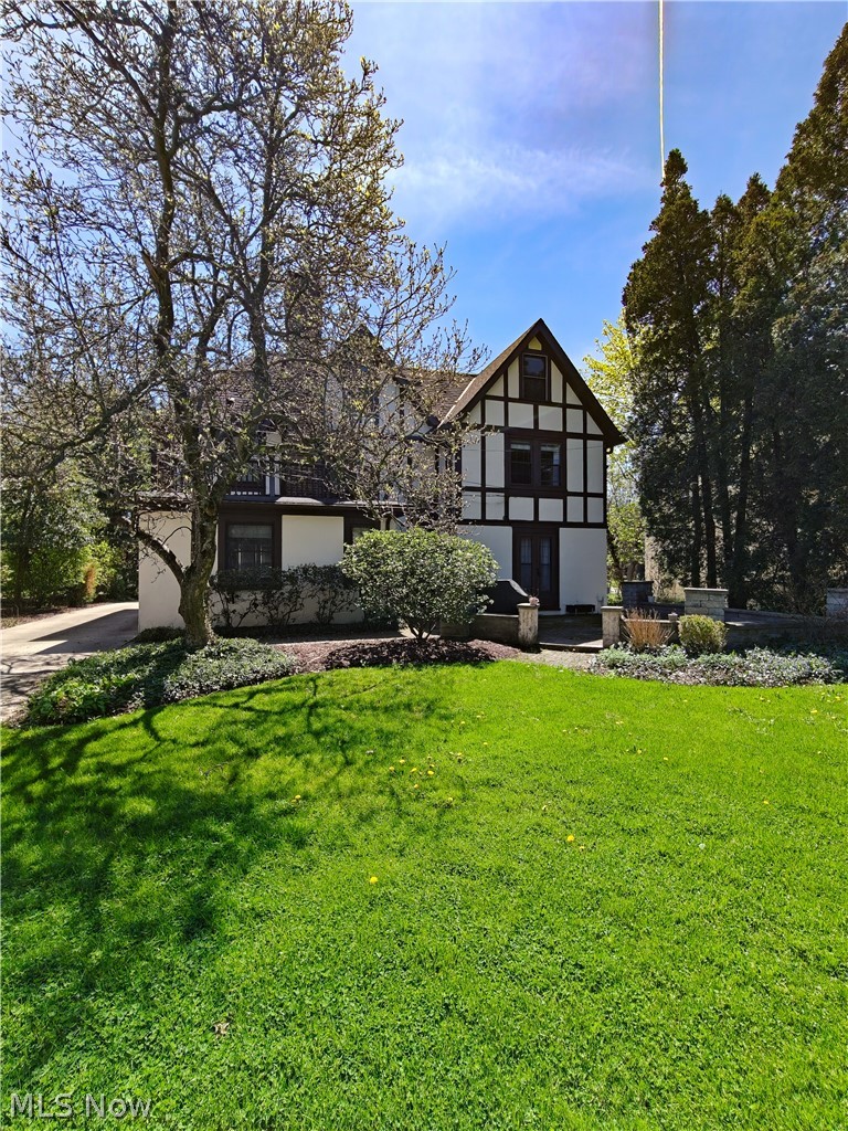 18421 Lynton Road, Shaker Heights, OH - Photo 3