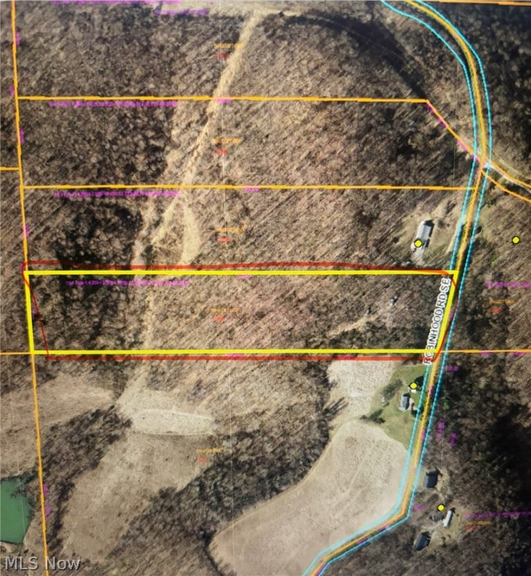 SE ROBINHOOD RD, Dennison, OH - Photo 7