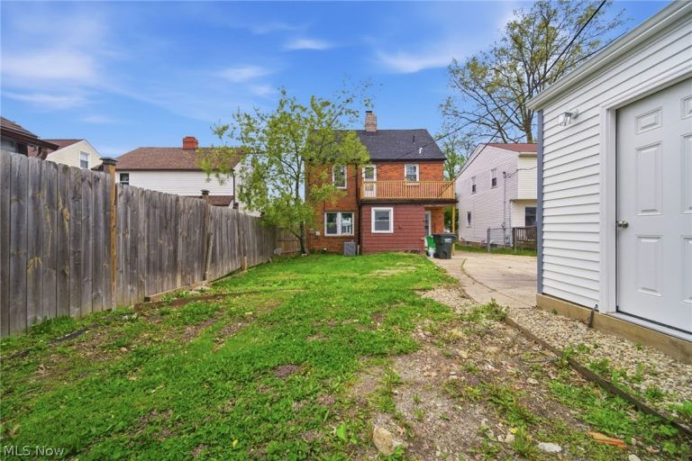 3802 Freemont Road, South Euclid, OH - Photo 4
