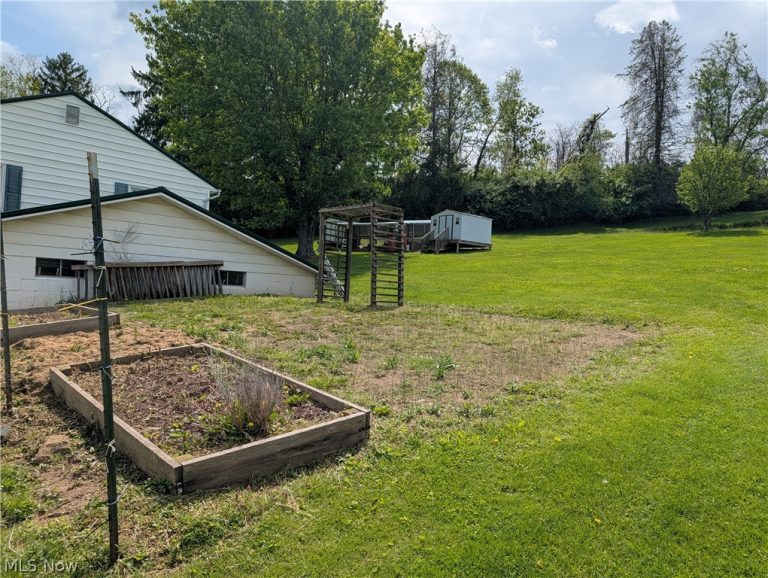 43125 Dennison Road, Cadiz, OH - Photo 3