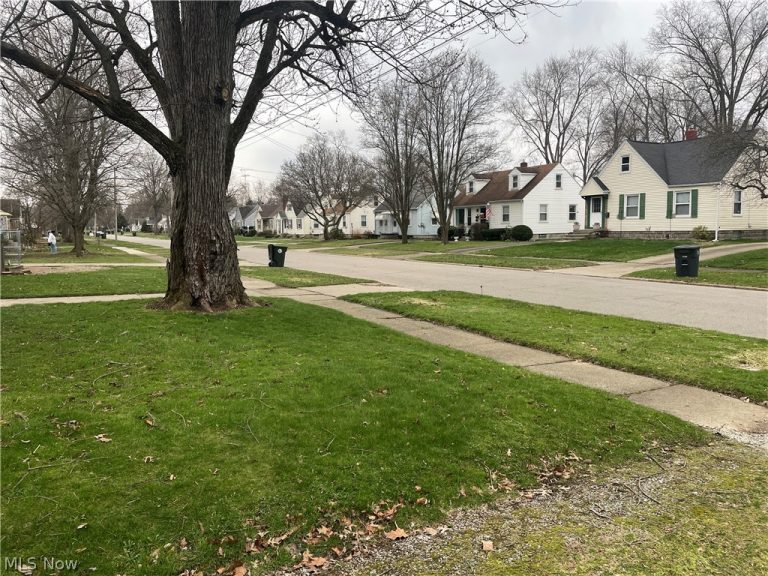 625 Meadowbrook Avenue, Warren, OH - Photo 4