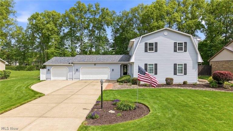 8965 Altura Drive, Warren, OH, 44484