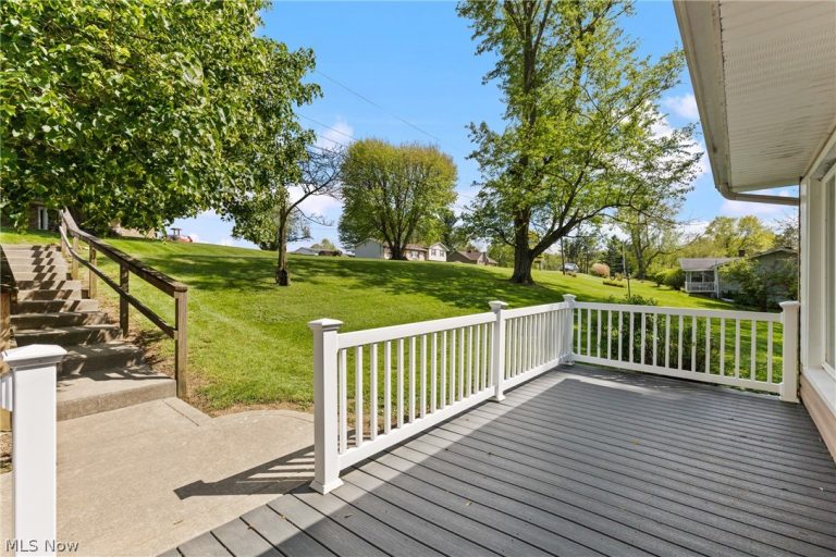 267 Kings Drive, Steubenville, OH - Photo 3