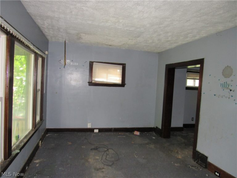 4149 139th Street, Cleveland, OH - Photo 2