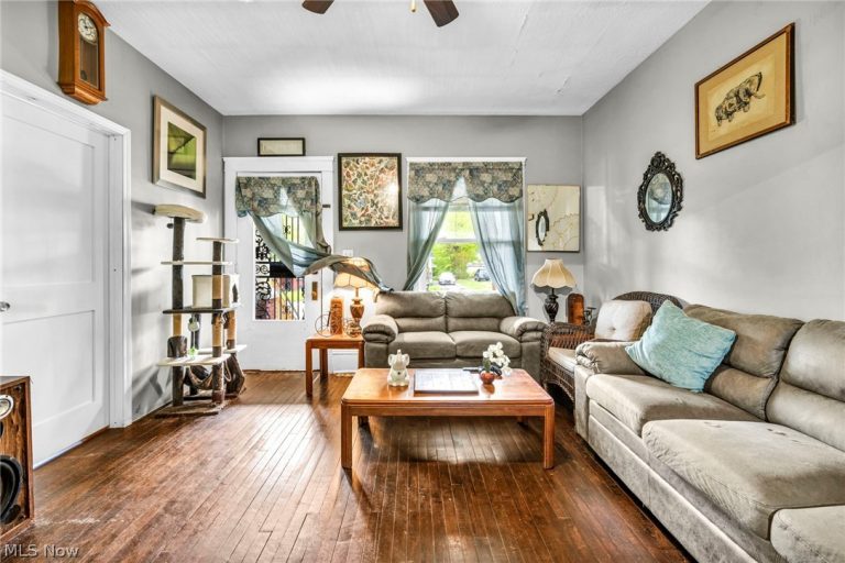 6808 Lansing Avenue, Cleveland, OH - Photo 8