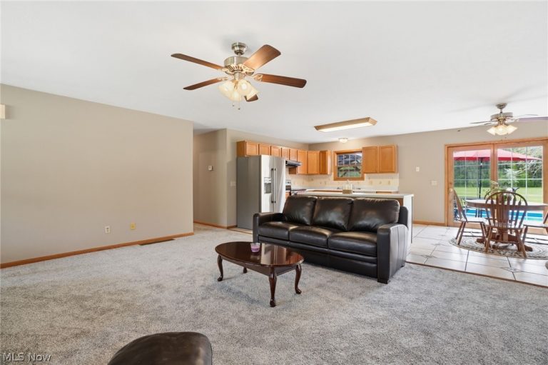 5246 Gore Road, Ashtabula, OH - Photo 6