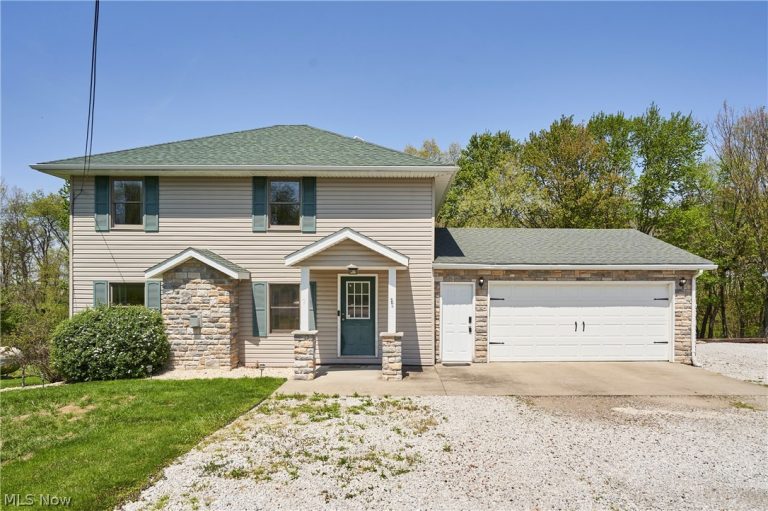 8742 Rohrer Road, Orrville, OH - Photo 2