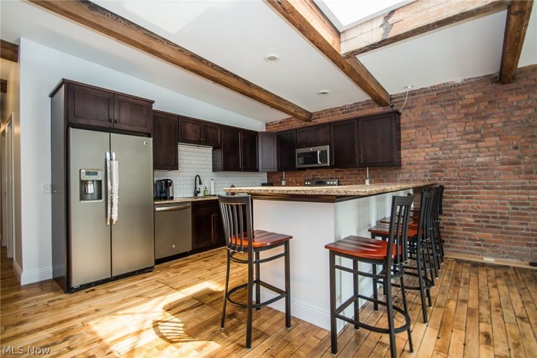 3002 Franklin Boulevard #3, Cleveland, OH - Photo 6