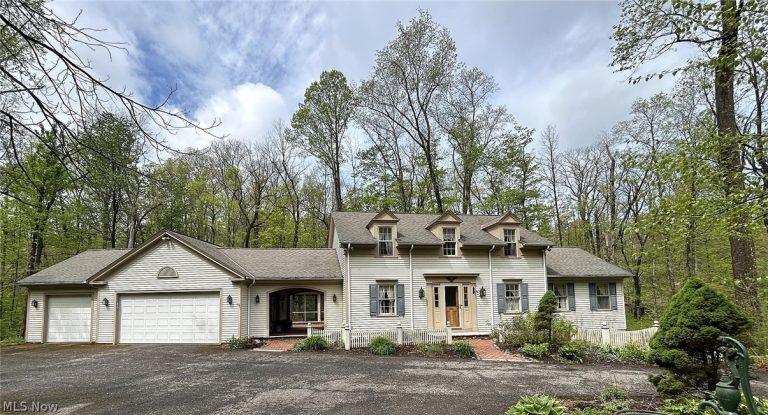 9201 Wilson Mills Road, Chesterland, OH, 44026