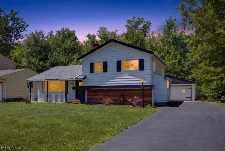 6452 Brooks Boulevard, Mentor, OH - Photo 2