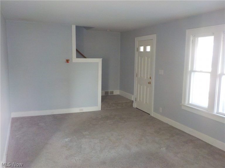 3912 Oak Park Avenue, Cleveland, OH - Photo 3