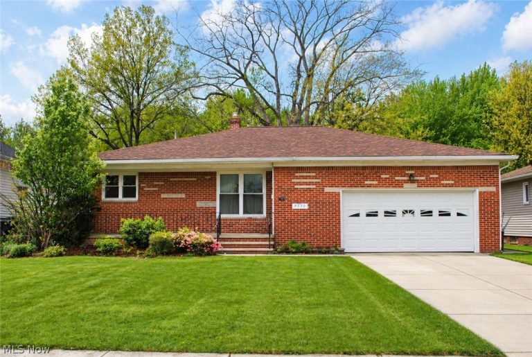 7300 Maplewood Road, Parma, OH, 44130
