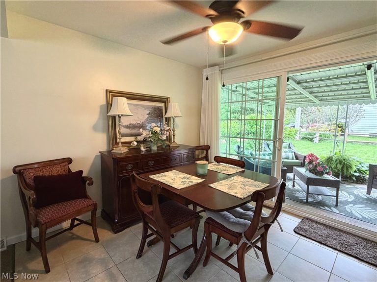 875 Princeton Avenue, Amherst, OH - Photo 8