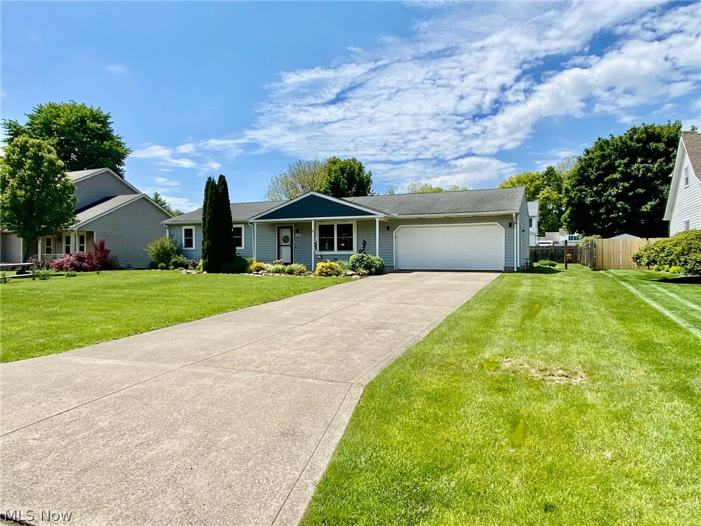 578 FIELDSTONE Drive, Amherst, OH