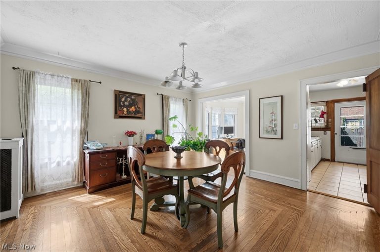2834 Ludlow Road, Cleveland, OH - Photo 6