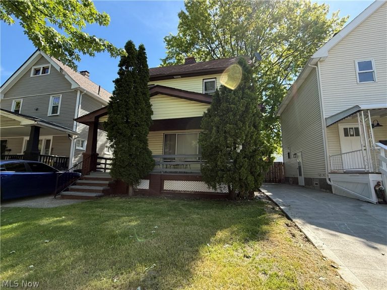 3521 129th Street, Cleveland, OH - Photo 2