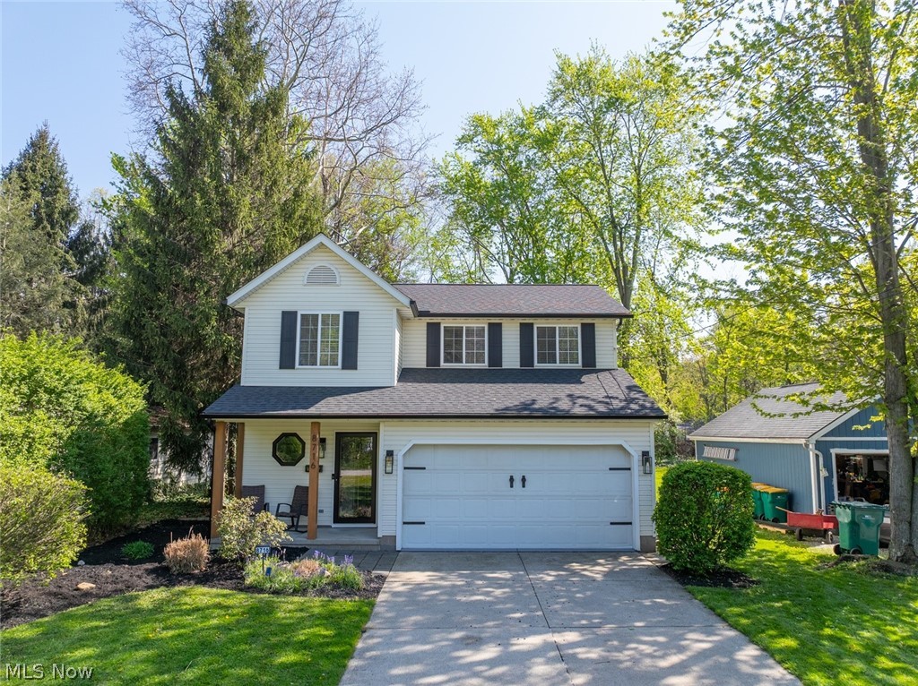 8716 Blossom Drive, Mentor, OH