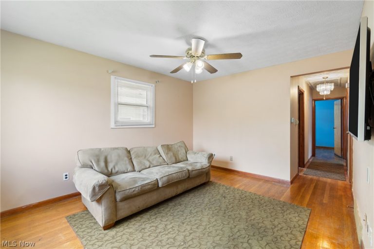 64 Kreiner Avenue, Akron, OH - Photo 8