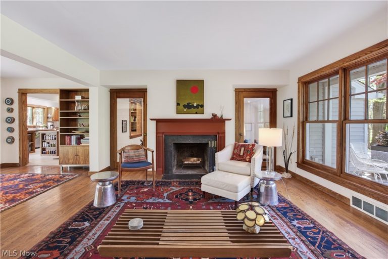 31599 Fairview Road, Orange, OH - Photo 4