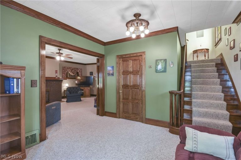 6611 Fleet Avenue, Cleveland, OH - Photo 8
