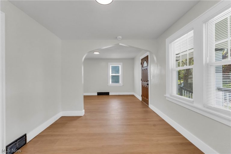 3363 136th Street, Cleveland, OH - Photo 6