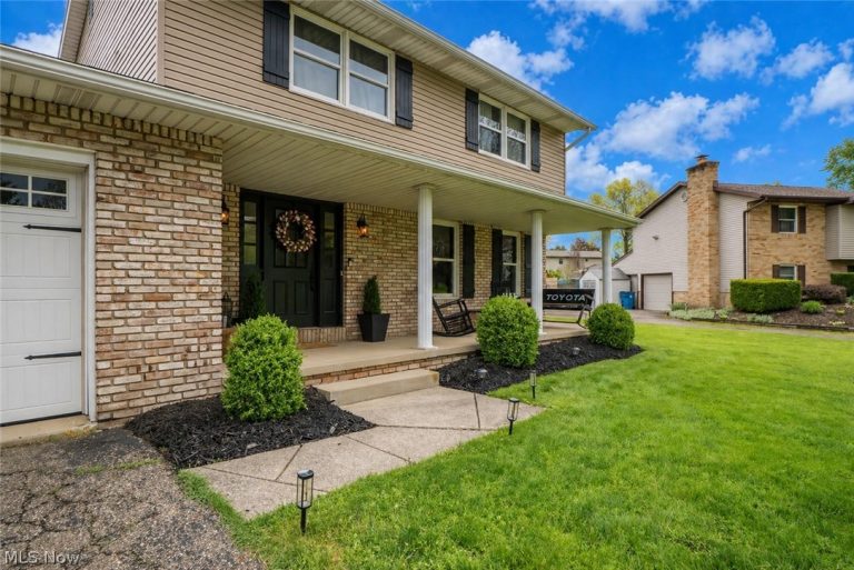 12208 Yuma Circle, Uniontown, OH - Photo 3