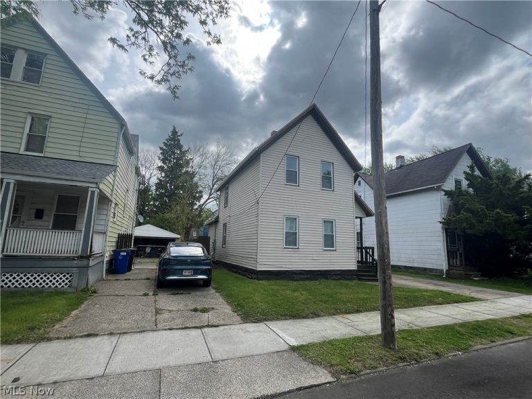 1309 87th Street, Cleveland, OH - Photo 2