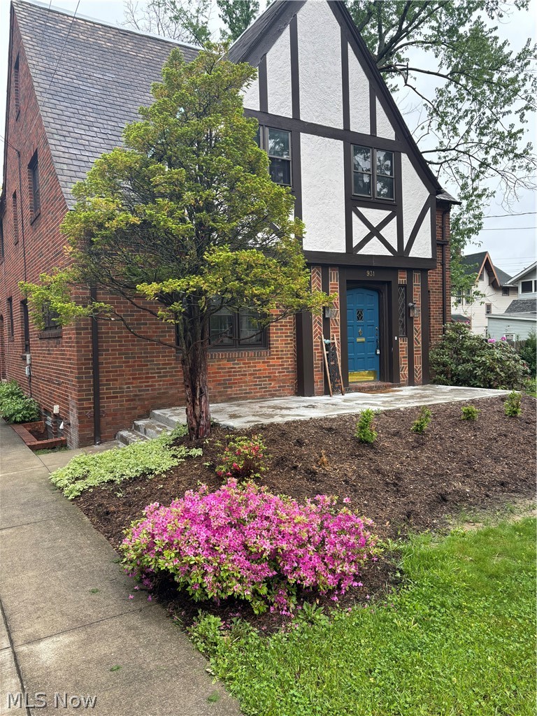 931 Amelia Avenue, Akron, OH - Photo 2