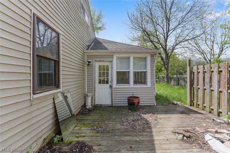 23804 Blackburn Road, Oakwood, OH - Photo 4